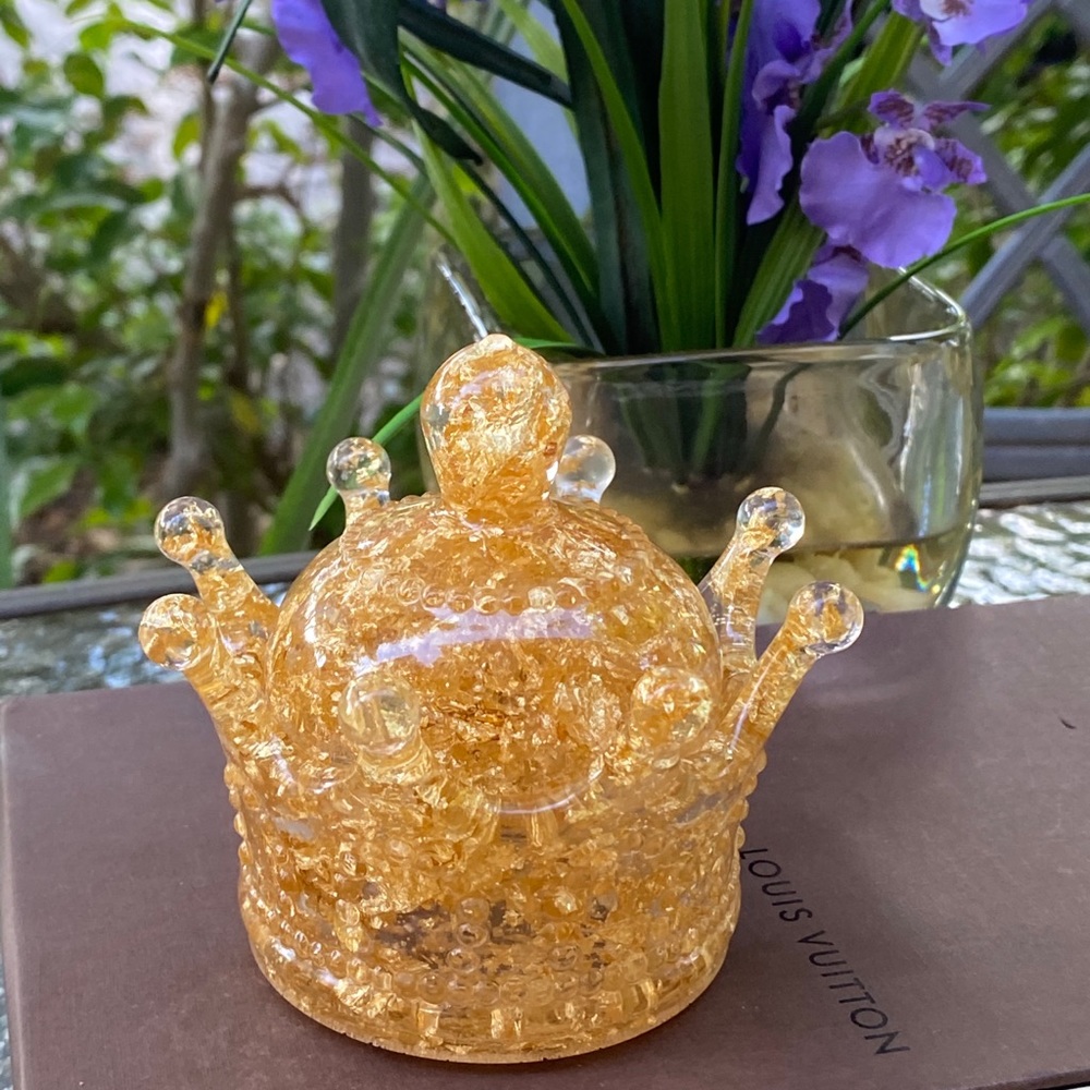 Gold Crown Decorative Resin Art Box - Picture 7 of 16